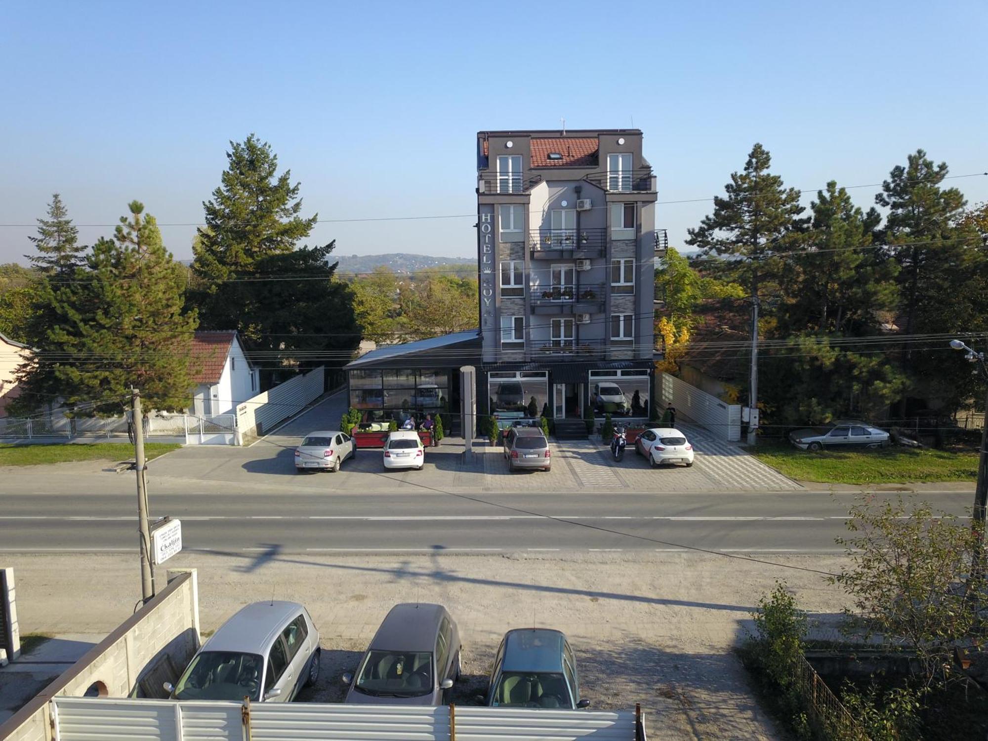 Hostel Royal Obrenovac  Exterior photo